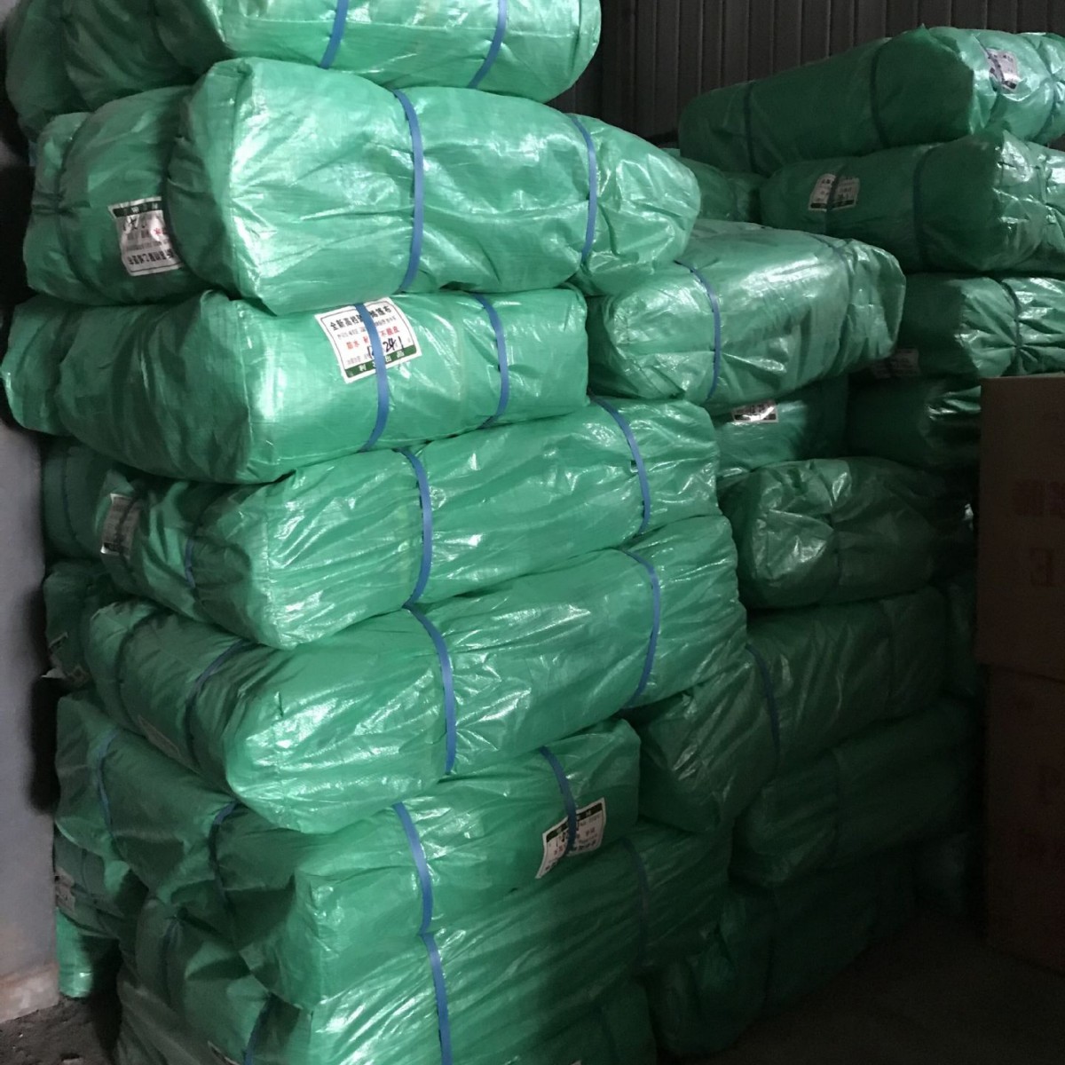 乌鲁木齐批发聚乙烯防雨篷布厂家直销水晶绿金包银单双覆膜彩条布