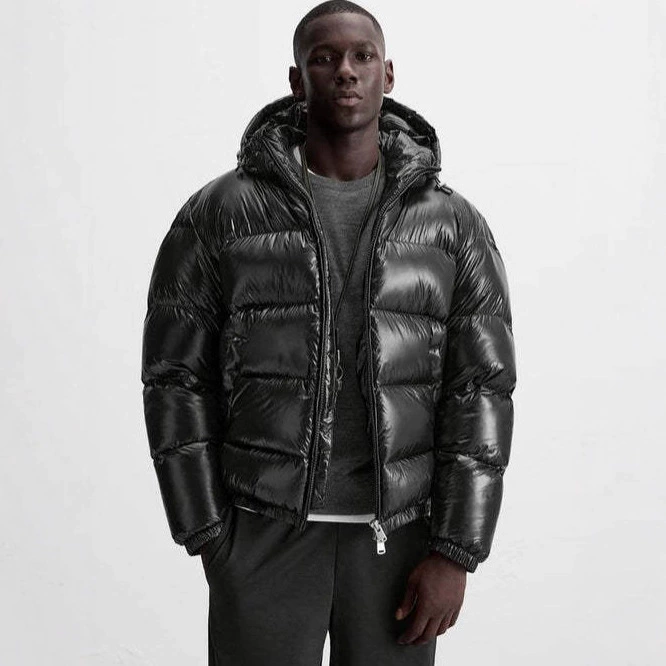 В наличии: зимнее утепленное хлопковое пальто, хлопковая куртка с капюшоном, спортивная куртка, однотонная высококачественная хлопковая стеганая куртка, мужская одежда для трансграничной торговли в европейском и американском стиле.