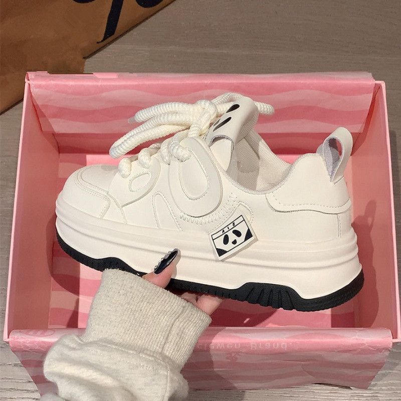 RV explosión de zapatos blancos de suela gruesa para mujeres zapatos de skate panda negro y blanco 2024 verano nuevo estilo universal zapatos deportivos casuales de papá