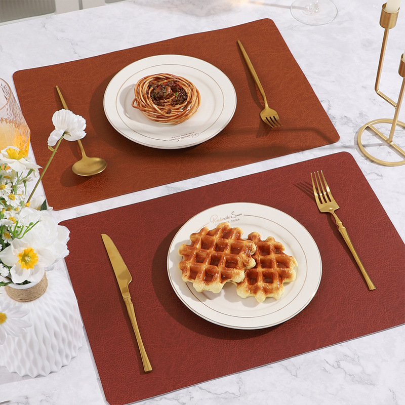 Clásico de doble cara de contraste imitación de cuero de vaca estampado de cuero pu mesa de comedor de aceite aislamiento térmico cojín de platos y cubiertos