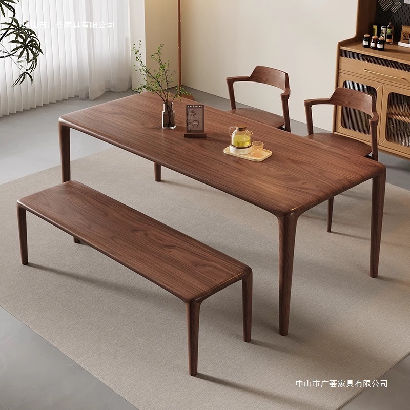 北欧全無垢材のダイニングテーブルと椅子の組み合わせ、家庭用モダンでシンプルな小さなアパートメント、軽い高級感のあるハイエンドのログカラーテーブルダイニングテーブル|undefined