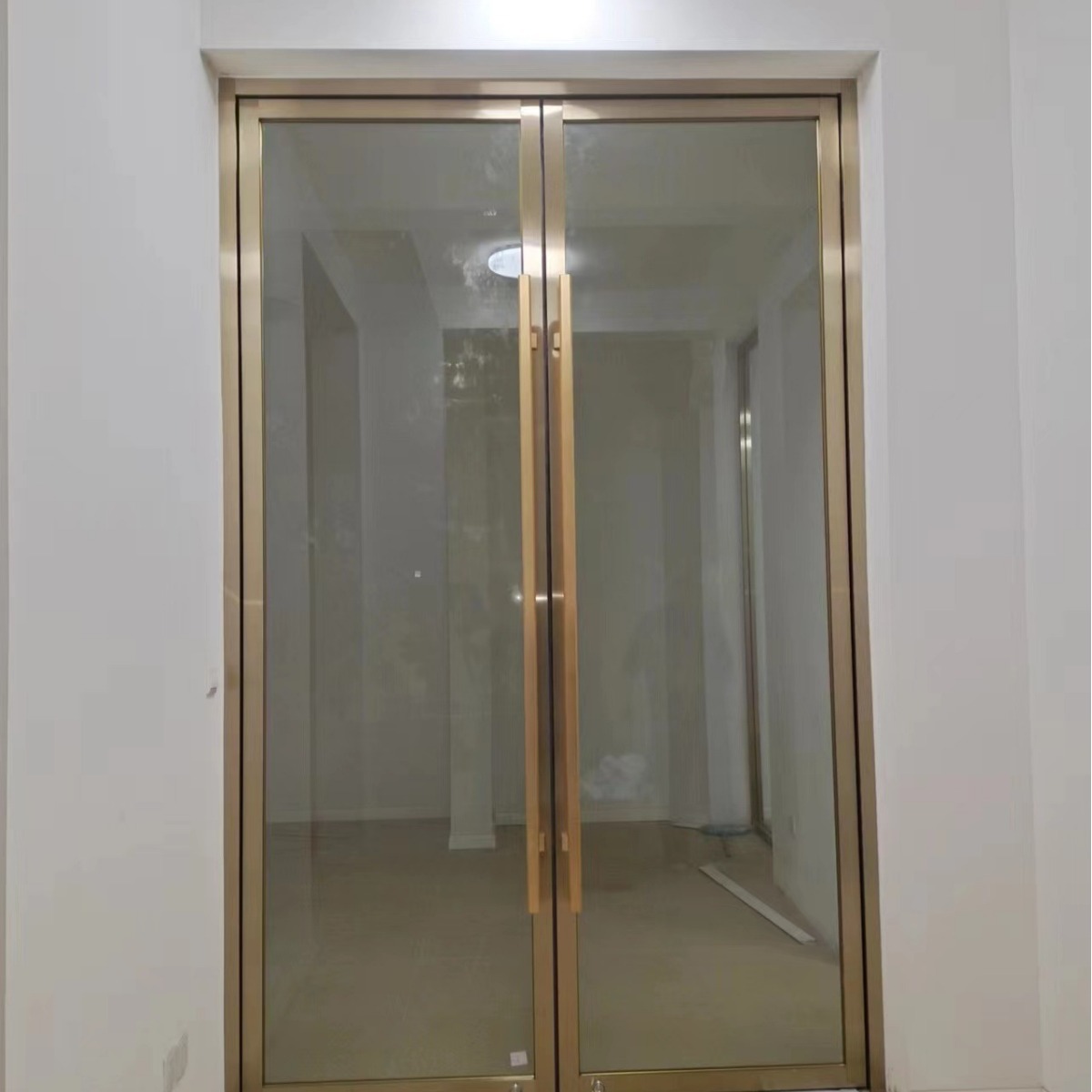 夹胶玻璃 中空玻璃 钢化玻璃 烤漆玻璃 喷砂玻璃变光玻璃制作安装