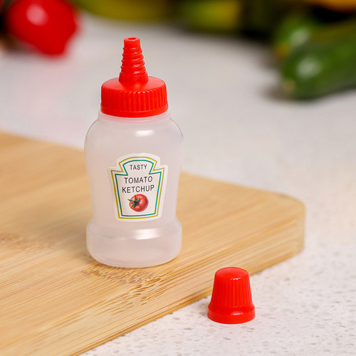 Mini tomato salad dressing bottle, squeeze sauce bottle, portable small honey bottle, plastic squeeze seasoning bottle