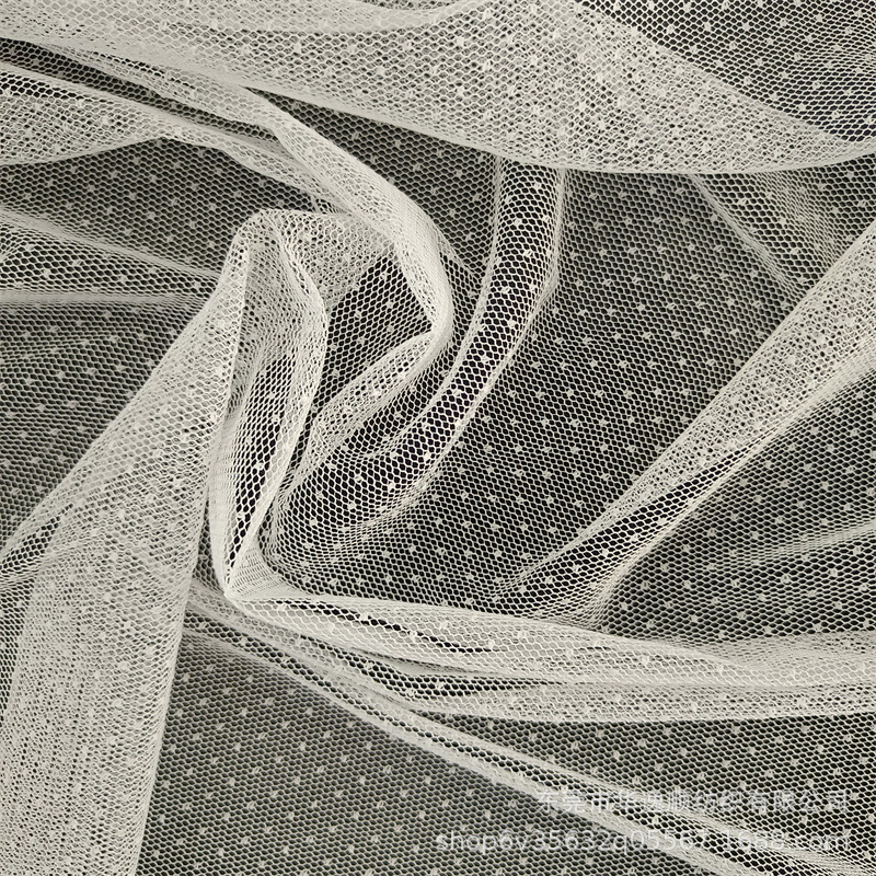 涤纶无弹点点网布Mesh Fabric  围裙时装婚纱涤纶网布面料