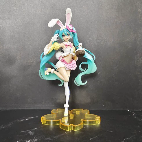 Фигурка Hatsune Miku, ПВХ, ~23 см — варианты Sakura и Cinderella в коробке