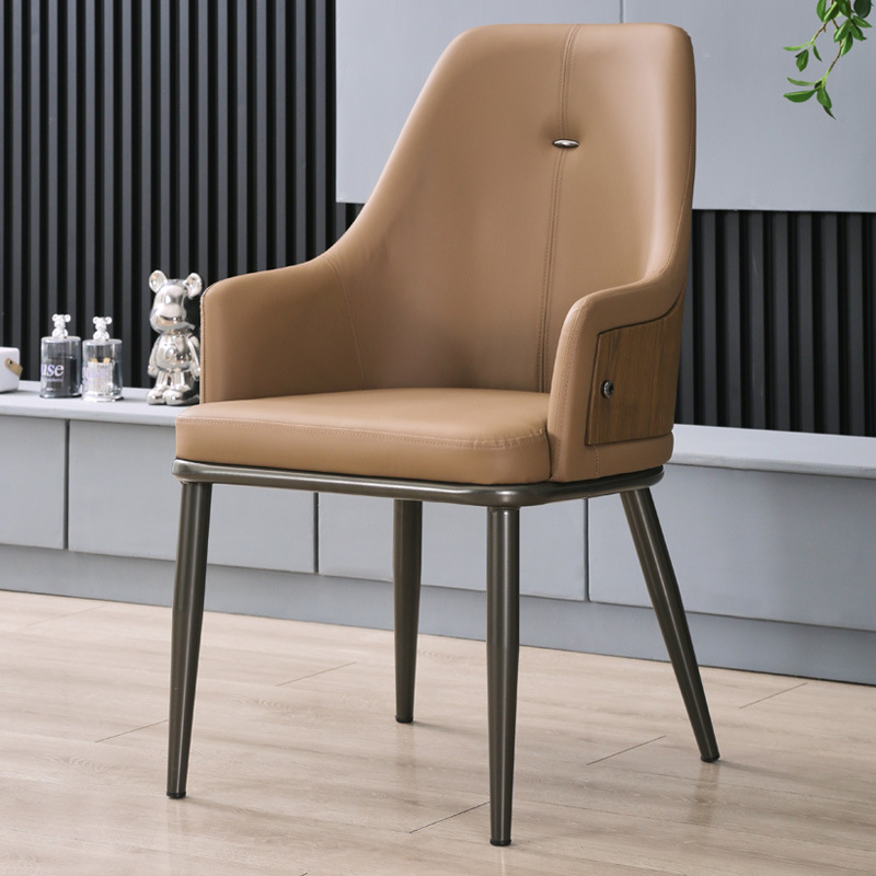 Silla de comedor casera mesa de comedor escandinava de lujo ligero de alta sensación respaldado taburetes sala de estar silla de mahjong casual silla de hotel de paquete suave