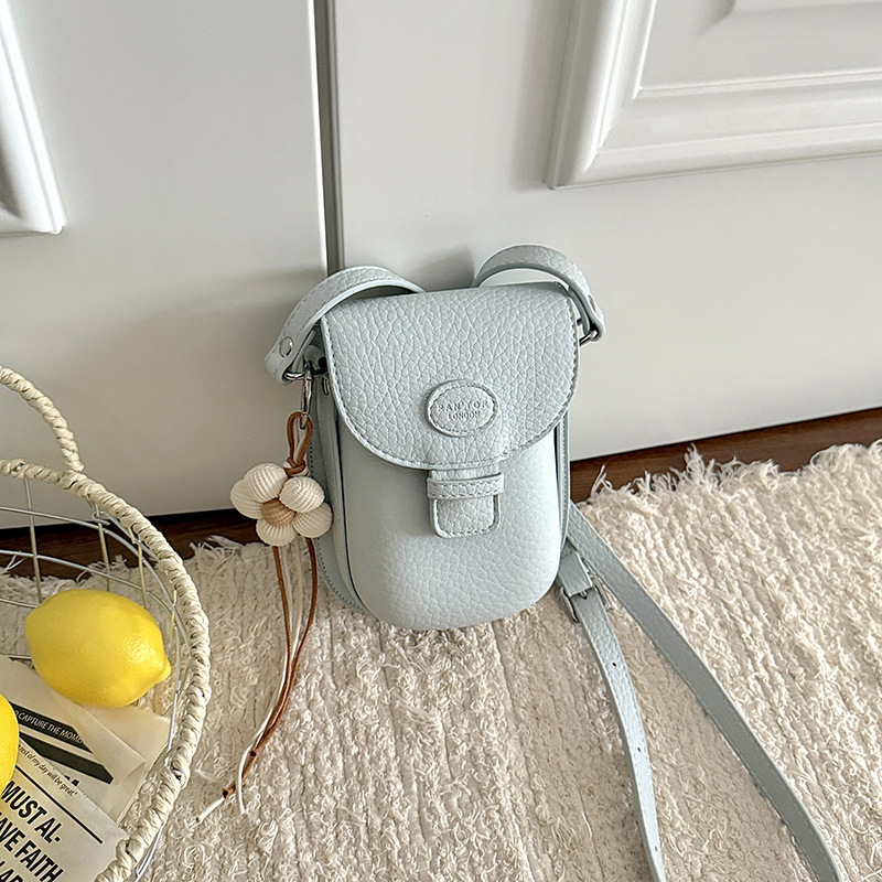 Bagos de silla de nicho de alta calidad para mujeres 2026 nuevo bolso de teléfono móvil ligero de lujo extranjero mini viaje mochila de hombro