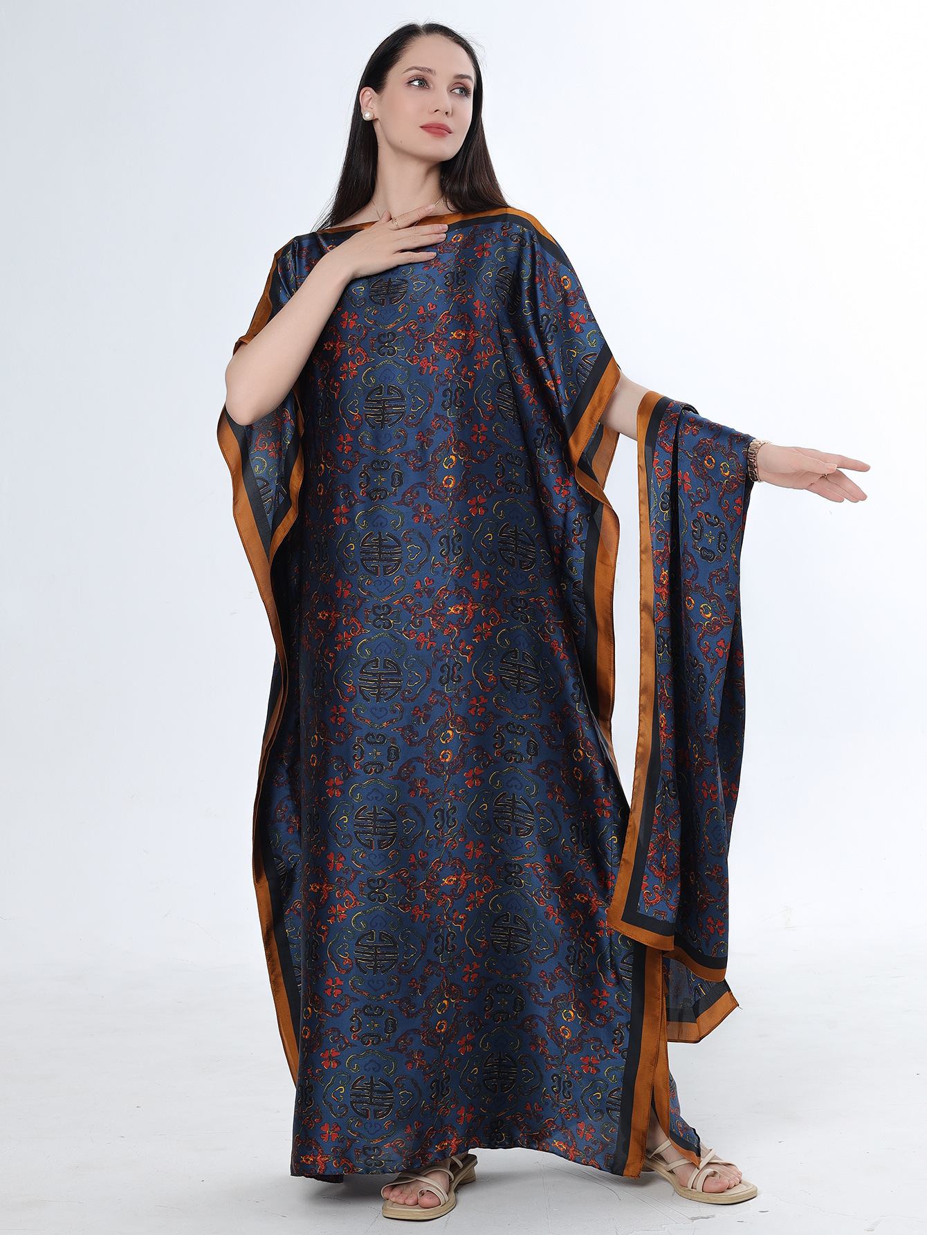 2025 primavera y verano nuevo Amazon venta rápida ropa malaya camisa de arena imitación seda brocado ropa de protección solar de vacaciones de playa