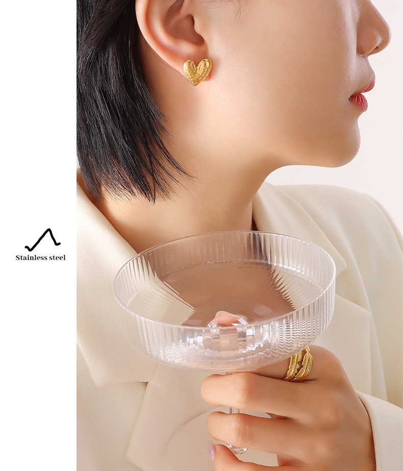 Fashion Heart Shape Titanium Steel Earrings Stainless Steel Earrings