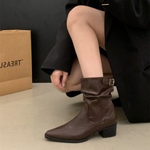 堆堆靴子2025早秋超火小短靴小众粗跟洋气感巨好看的马丁靴女