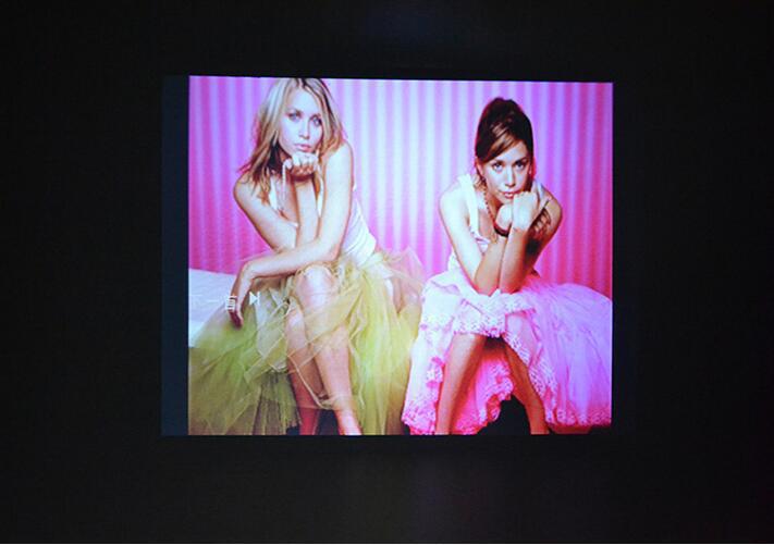 Color Block Pattern 1 Piece Color Block Learning Metal Casual Projector