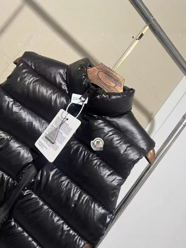 M家秋冬新款玛雅彩条男女同款可拆卸帽加厚棉服保暖无袖立领马甲|undefined