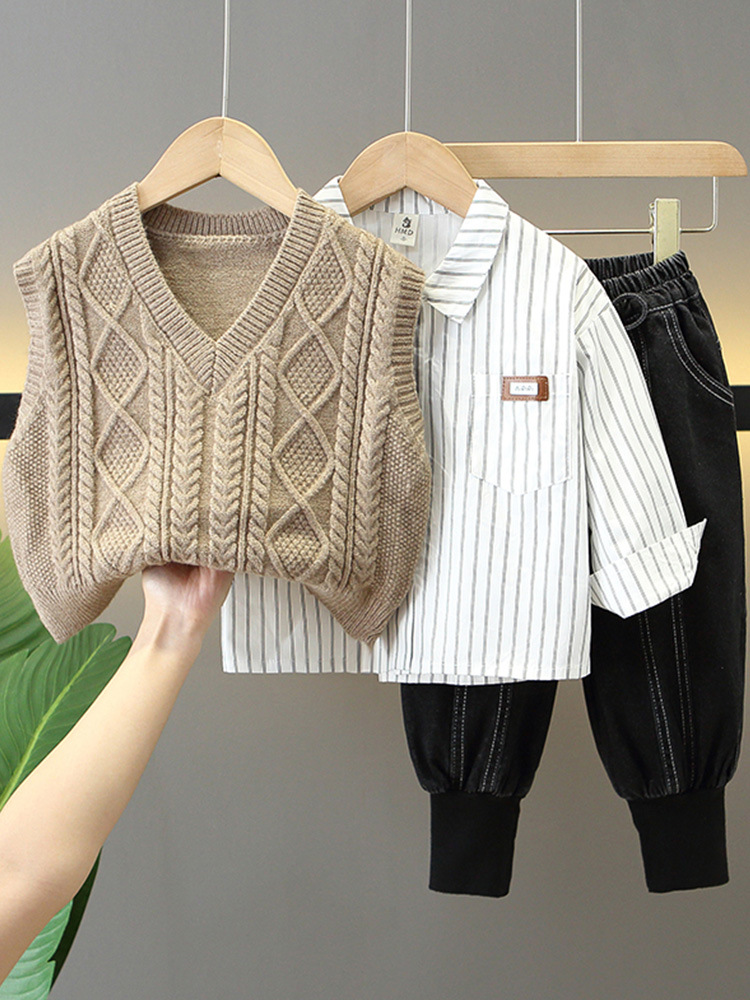 6341 Traje de otoño para niños 2025 Nuevo estilo coreano Chaleco de lana para niños pequeños Camisa de bebé de tres piezas