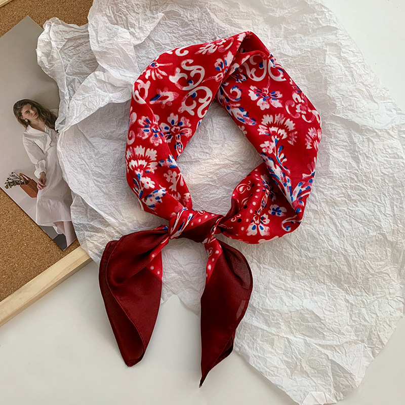 Bufanda de seda, bufanda cuadrada pequeña, sensación premium, nuevo estilo coreano, chal de seda de imitación dulce y fresco, bolso de flores, pañuelo en la cabeza, cinturón para el cabello