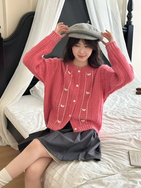 Cute autumn cardigan with a round collar