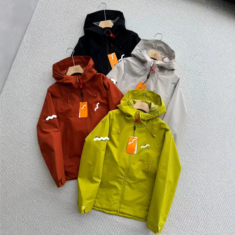 2026 Autumn New Trendy Brand BF Softshell Jacket for Men and Women, Casual Outdoor Hiking Hooded Jacket 2026 Autumn New Trendy Brand BF Softshell Jacket for Men and Women, Casual Outdoor Hiking Hooded Jacket