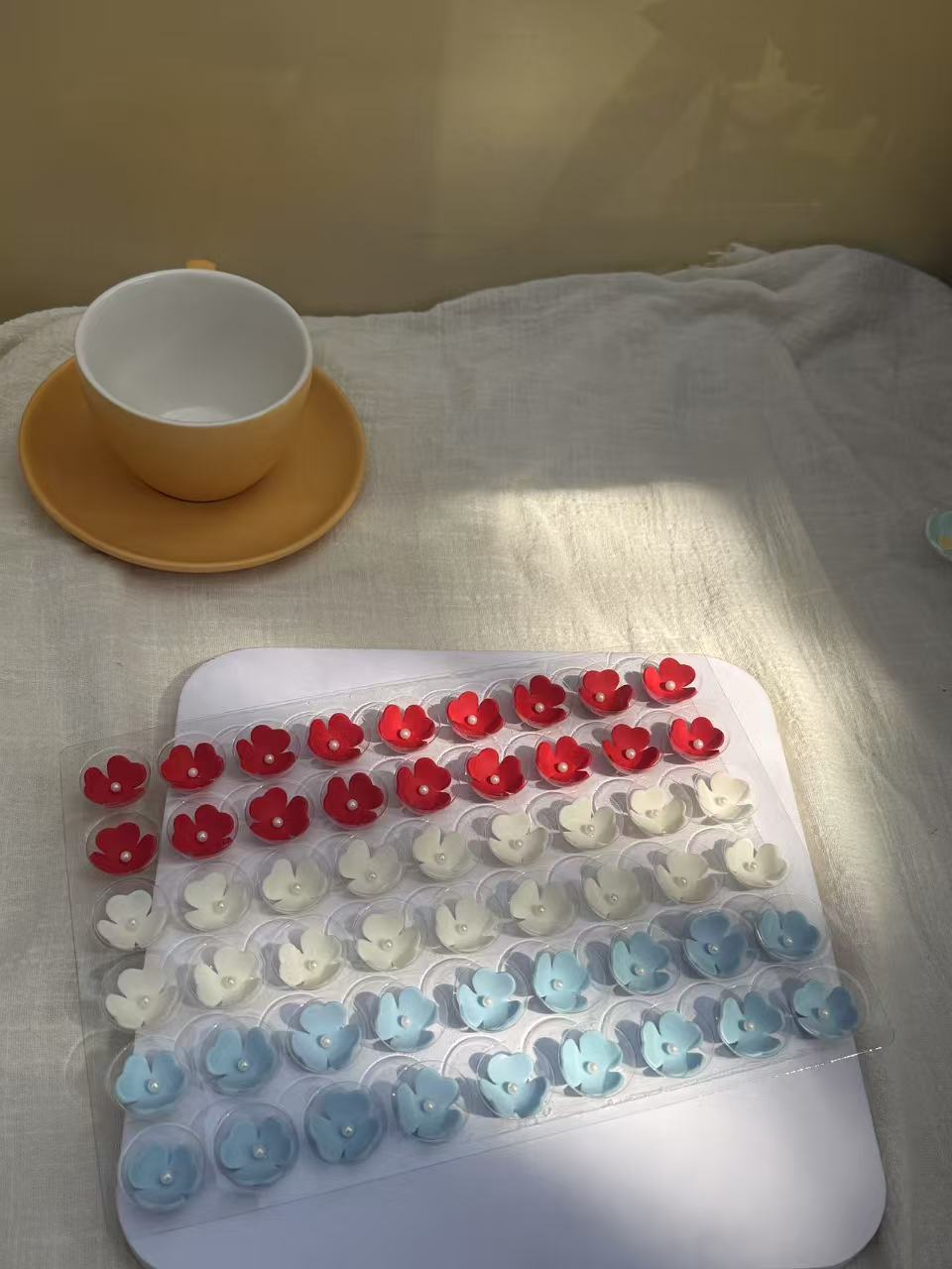 세 꽃잎 퐁당 꽃, 빨간색, 흰색, 파란색, 108개/상자