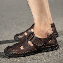 跨境大码凉鞋2023夏季新款休闲包头真皮洞洞懒人一脚蹬男士沙滩鞋
