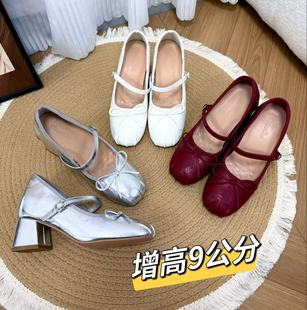 ��Ƥ��~��ƤС���Ӄ�����10CM��ЬŮ��ʽ���|�\�ڬ�����Ь�߸�Ь