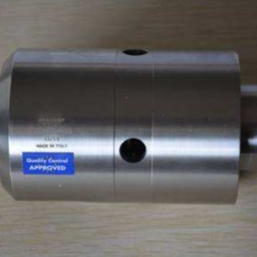 S32-1300-01R   ROTOFLUX旋转接头