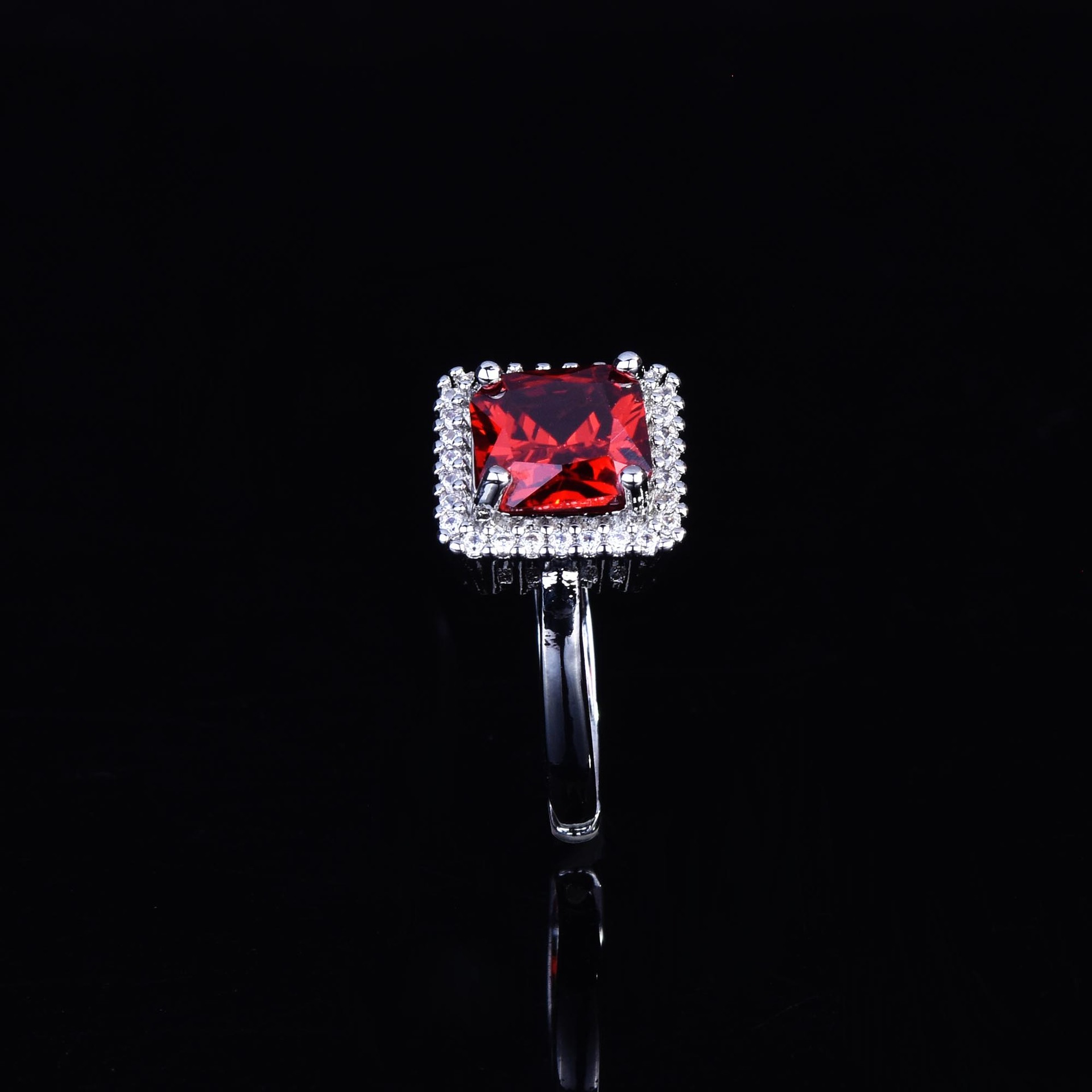 Cross-border European And American Foreign Trade Valentine Gift Fashion Princess Square Bag Diamond Ring Micro Inlaid Zircon Ruby Open Ring display picture 3