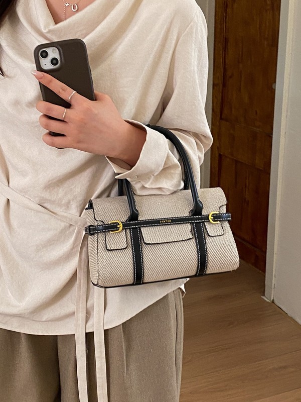 Bolso de hombro de lujo ligero retro exquisito bolso de mano de mujer 2026 nueva moda versátil bolso de mano de viaje