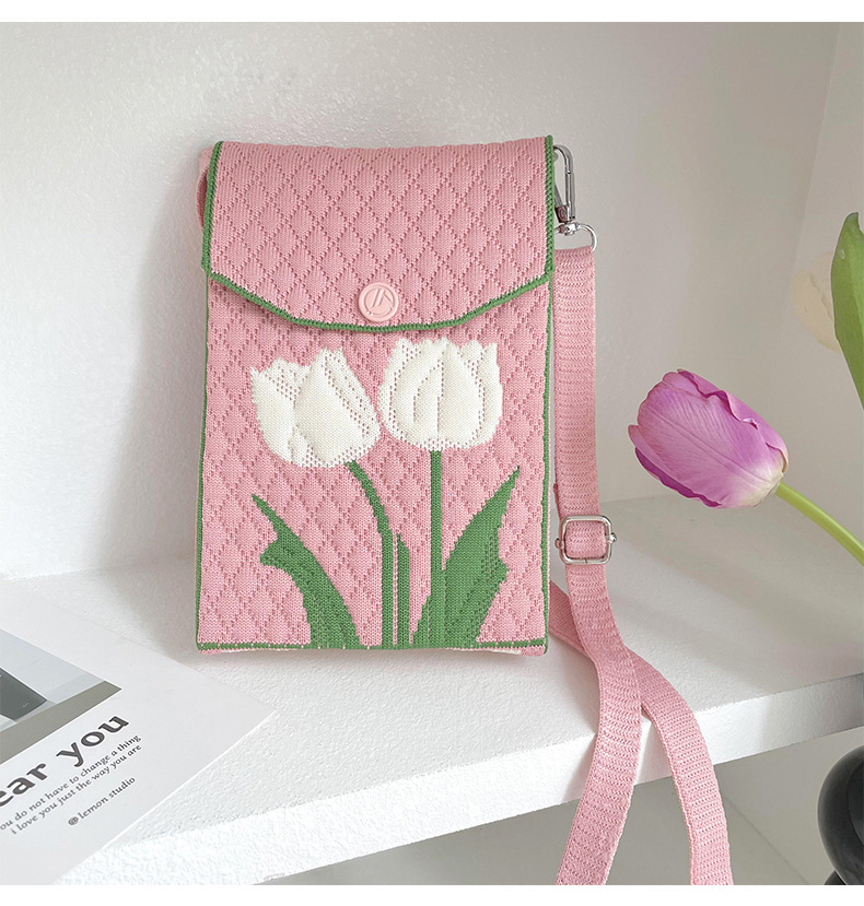 Women's Small Spring&summer Polyester Flower Vacation Square Flip Cover Shoulder Bag display picture 1