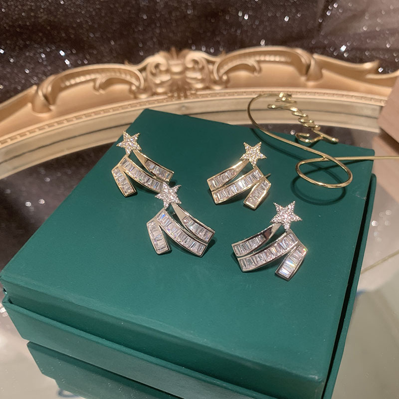 Flower Pattern Fashion Wave Star Earrings