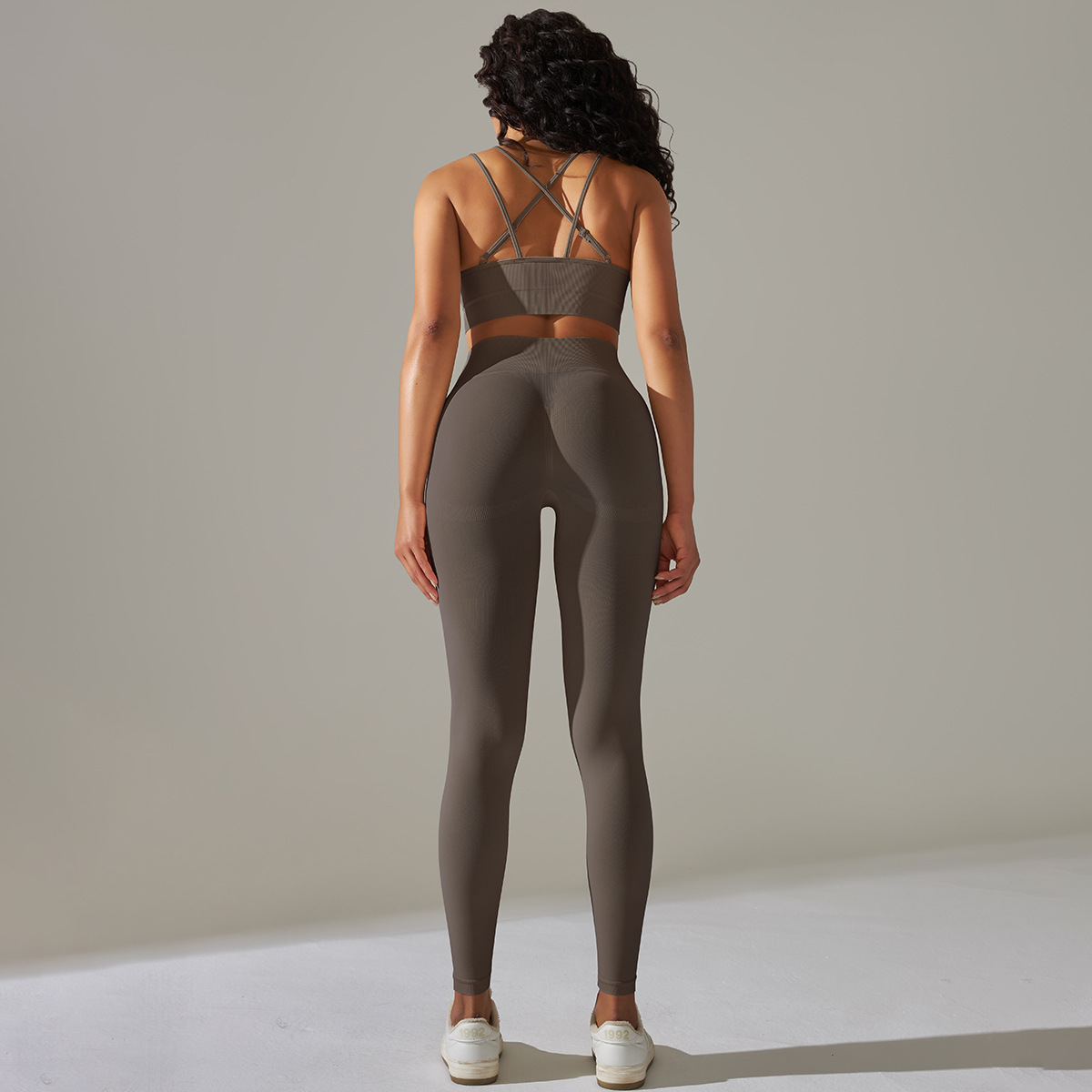 Transfronterizo europeo y americano sin costuras espalda ajustada ropa interior deportiva transpirable de alta elástica ropa de yoga traje de correr fitness traje de dos piezas image 5