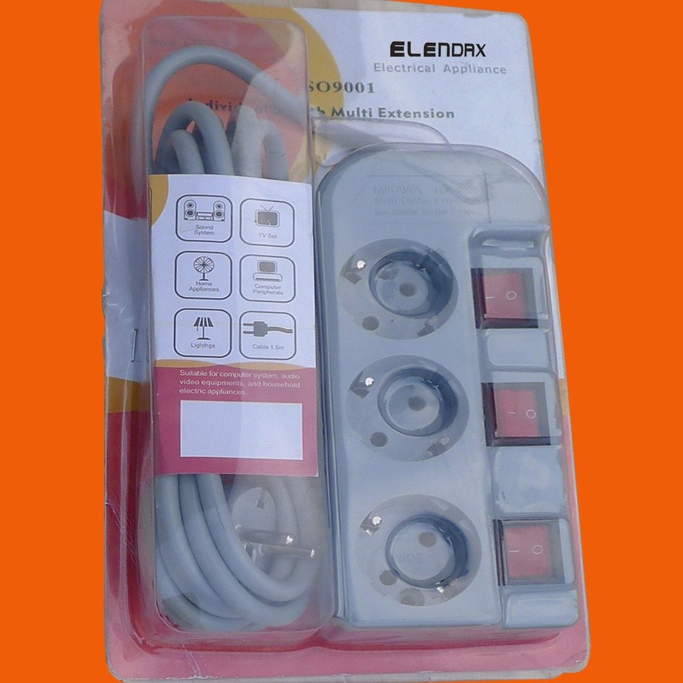 供应三位带接地带独立开关欧式拖线板 (E6003EIS)