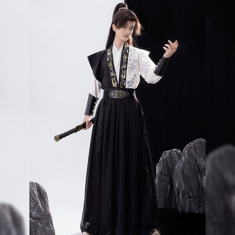 Original Hanfu with Cross-Collar Design for Men and Women, Stylish Daily Wear in Chinese Style with Embroidery, Suitable for Students