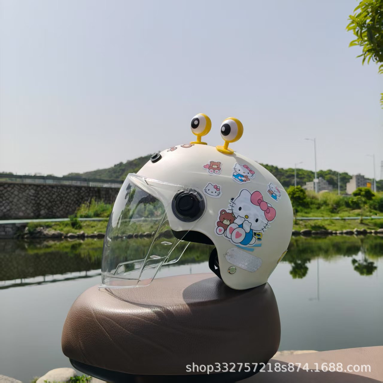 문 화이트 KT 고양이 + 투명 장경 + 노란 눈