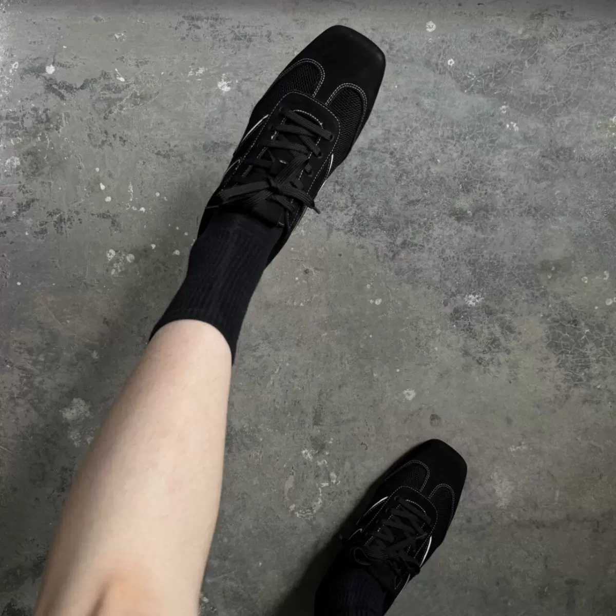 新版方头透气网面德训鞋女2025新款系带复古运动风休闲单鞋女鞋