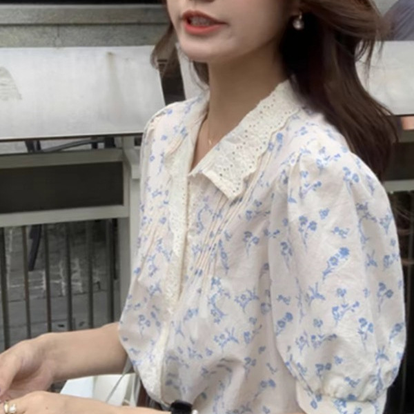 White Short-Sleeve Floral Shirt for Women, Summer Thin Style, 2026 New Model, Petite Doll Collar Blouse with Puff Sleeves