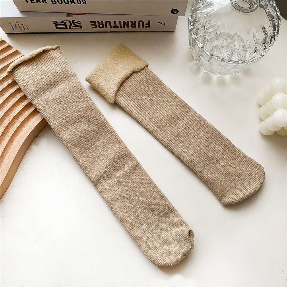 Pila de mujer Calcetines invierno engrosada caliente suelto rizado mujeres embarazadas confinamiento calcetines color sólido rayas finas serie marrón Calcetines