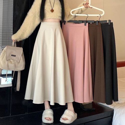 Black Woolen Semi-Body Skirt for Women, Suitable for Autumn and Winter with Sweater, Hip-Hiding, Flowy Drum Skirt, Medium-Length, High-Waisted Word Skirt