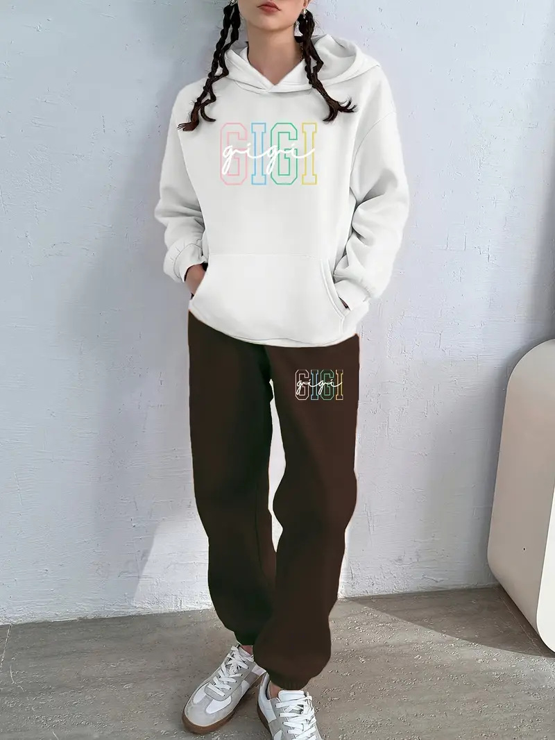 Conjunto casual mujer de sudadera con capucha y pantalón gigi_voghion.com