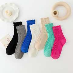 Niche trendy thin homeless socks with holes, mid-calf socks for men and women, couple's edition, casual, personalized, versatile, and popular among the internet.