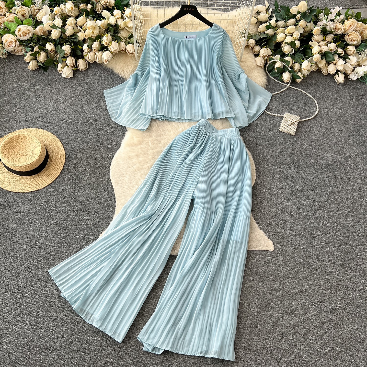 Retro Hepburn Style Women's Summer Loose Fitting T-Shirt High Waist Long Drape Sophisticated Elegant Short Pant Set_ecoleips.com