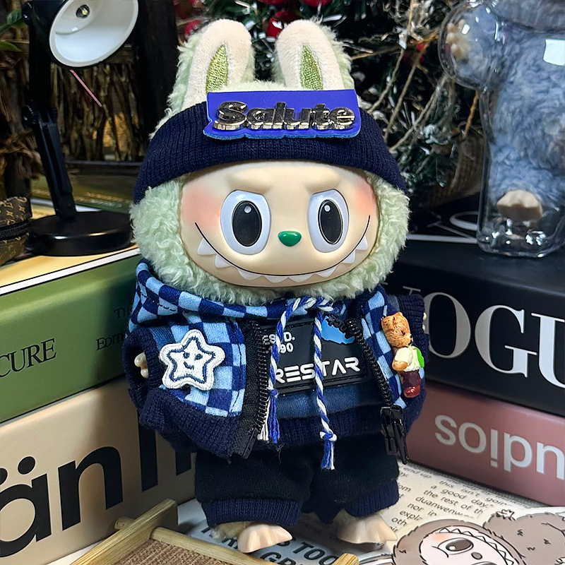 Labubu se sienta en la fiesta, ropa de bebé, caja ciega de primera generación, ropa de bebé Labubu, ropa de tela rabble, cara de vinilo de felpa