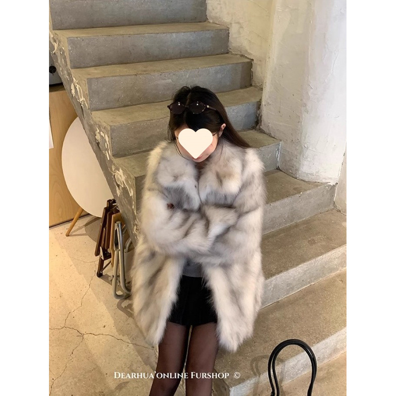 2025 Haining new eco-friendly leather coat for women medium-long fox fur all-in-one young fur coat popular style