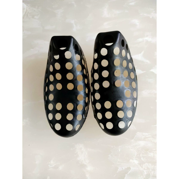 One pair, 30-34 sizes