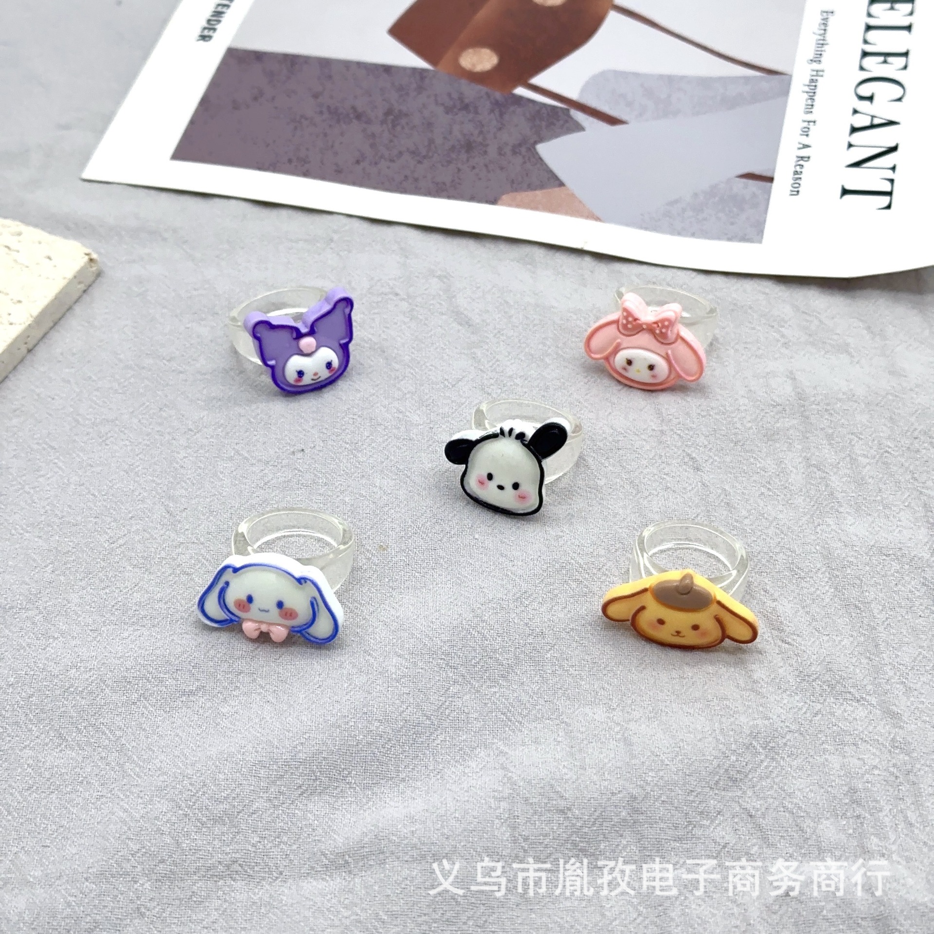 Sanliogou Yulin perro Kulomi adorable anillo de resina de niña pareja chatter anillo de hermana suave anillo de hermana