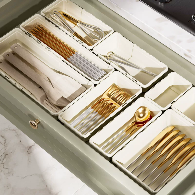 Telescopic storage box for boxes, chopsticks, plastic tableware