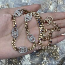 ������Ҍ��控���pC�S��ɫ�Ű�����b��Ů�����̝M����Ů