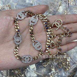 ������Ҍ��控���pC�S��ɫ�Ű�����b��Ů�����̝M����Ů