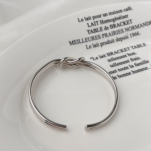 Fashionable glossy metal texture hand ornaments ins opening adjustable double-layer knotted versatile bracelet for women and men