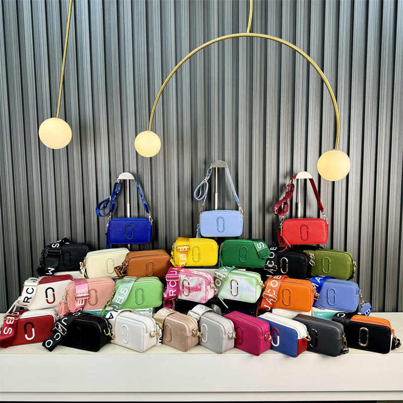 Fashionable and Simple Crossbody Bag 2026 New Niche Design Small Square Bag with a Stylish and Sophisticated Feel, Camera Bag, Underarm Bag