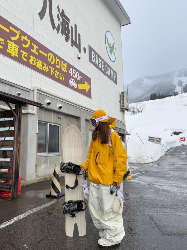 図面とサンプルのサポート、シングルシェルラミネート防水10000+スキースーツの量産|undefined