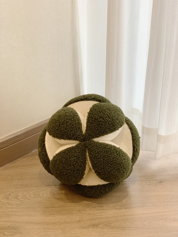 新しいリビングソファーins風現代シンプル刺繍抱き枕新中国式異形高級感抱き枕|undefined